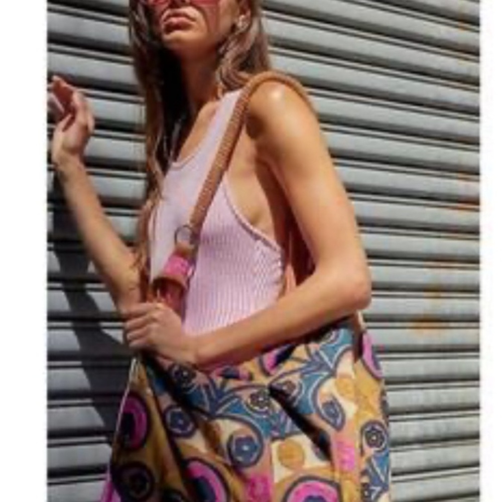 Gorgeous, Free People Hypnotized Slouchy Tote❤️ NWOT - Picture 7 of 12